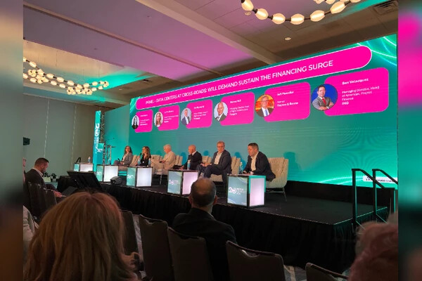 Metro-Connect-data-centre-panel