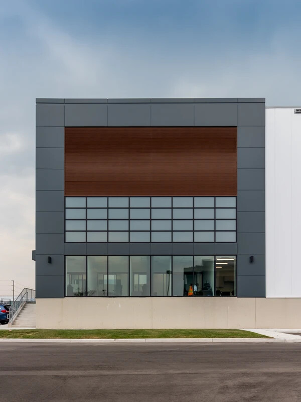 Exterior image of 1213 International Boulevard