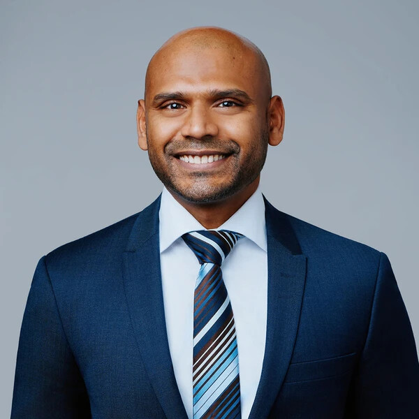 dinesh ramanathan headshot