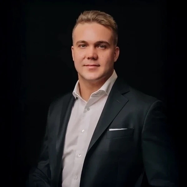 Headshot of Jeff Clarke - CEO Inflector