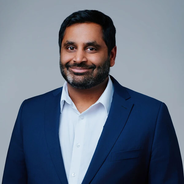 mohit kansal headshot